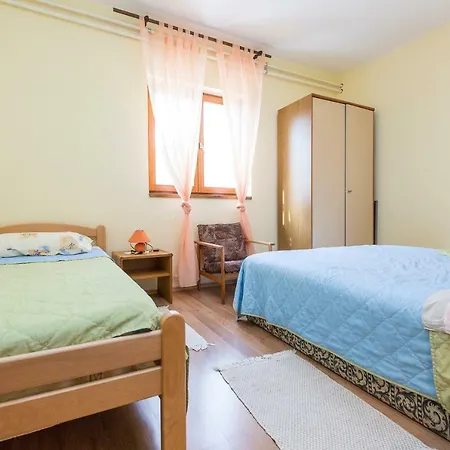 Apartment Gracijela Near Rabac